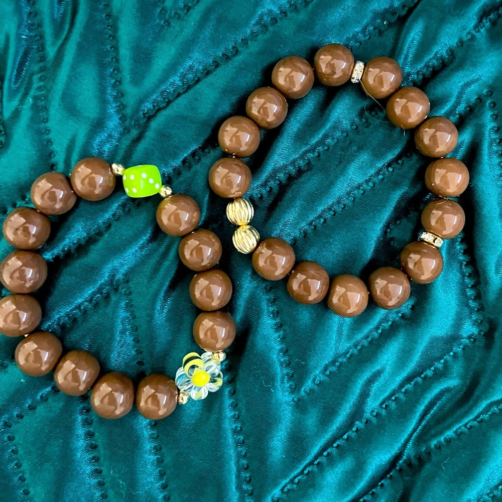 💚Chocolate beaded bracelets 🤎